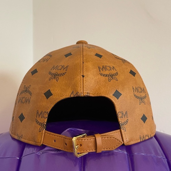 MCM Authentic leather monogram hat in Cognac - Picture 5 of 10